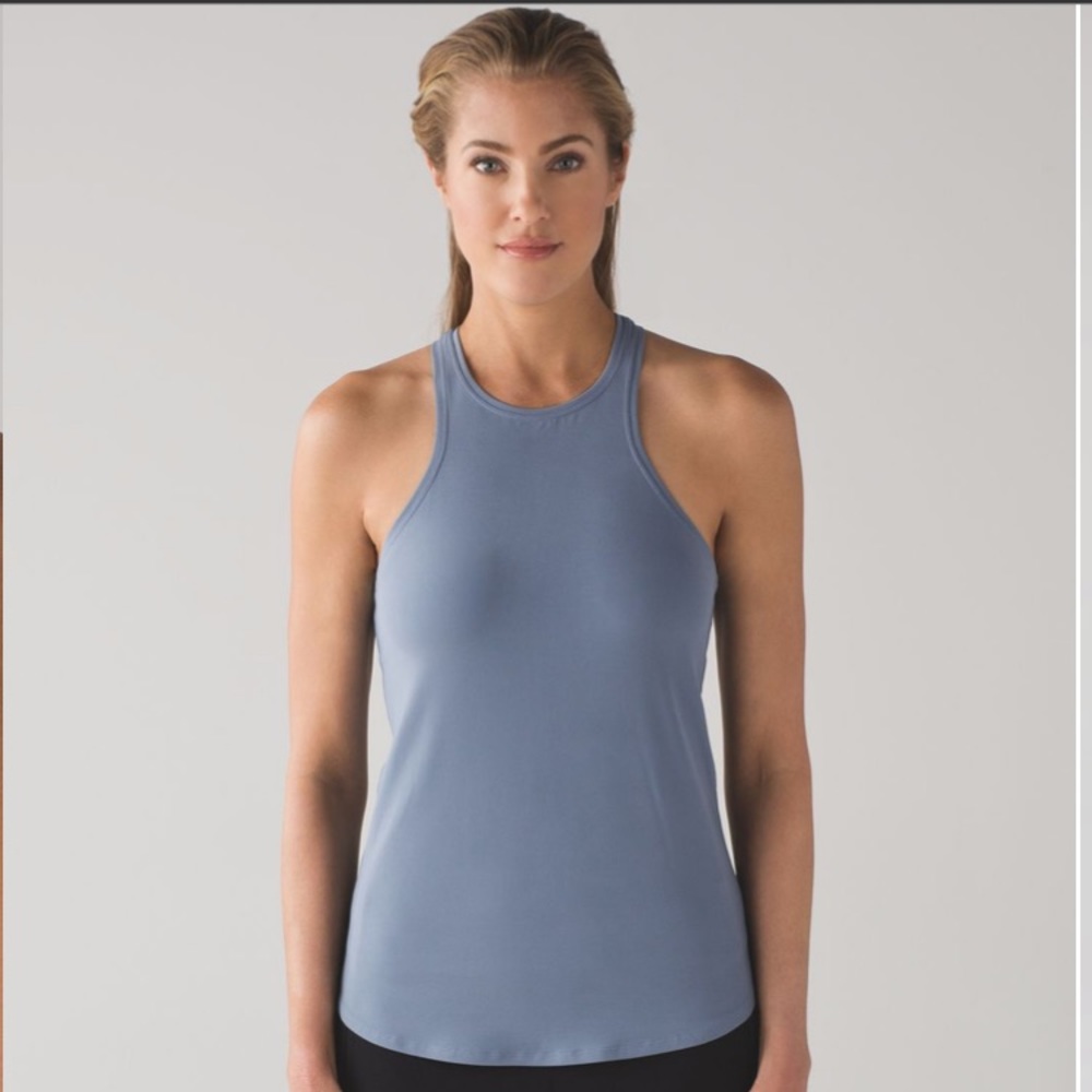 Lululemon Simply Bare Tank in size 4
